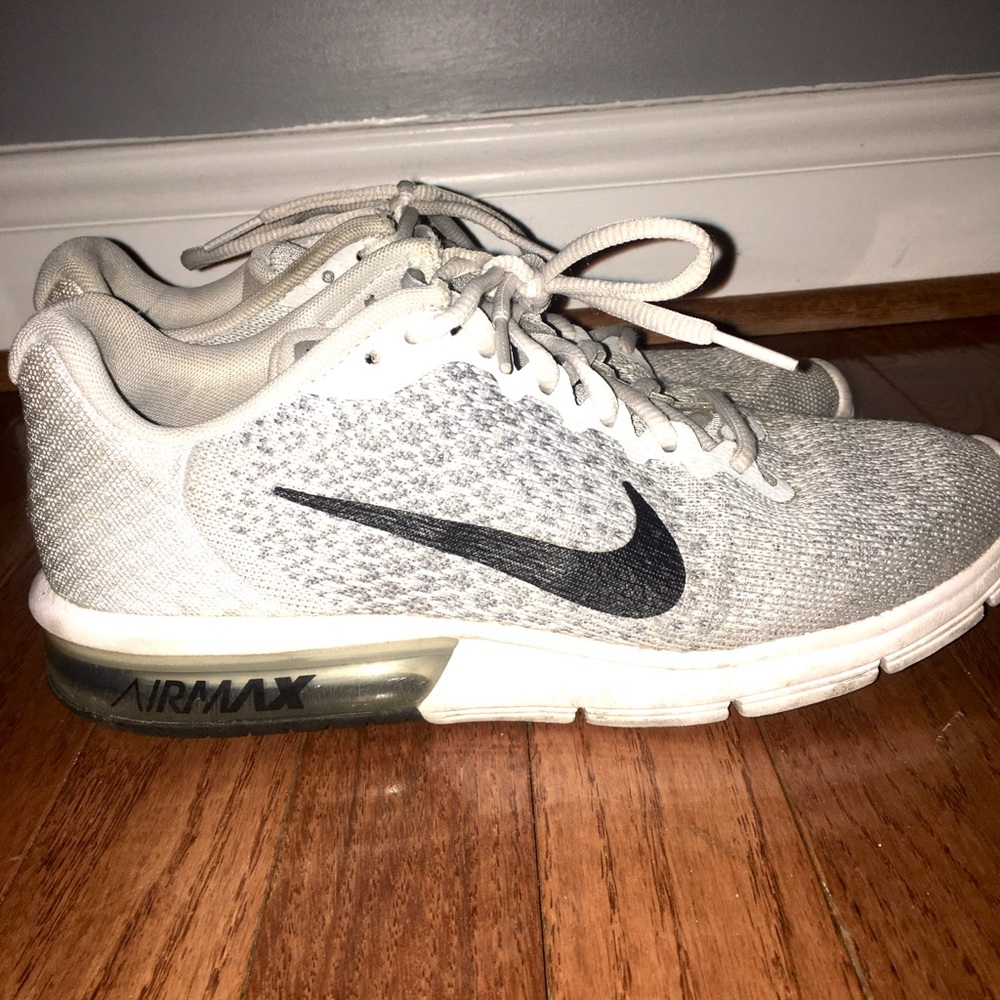 Nike Air Max Sequent 2